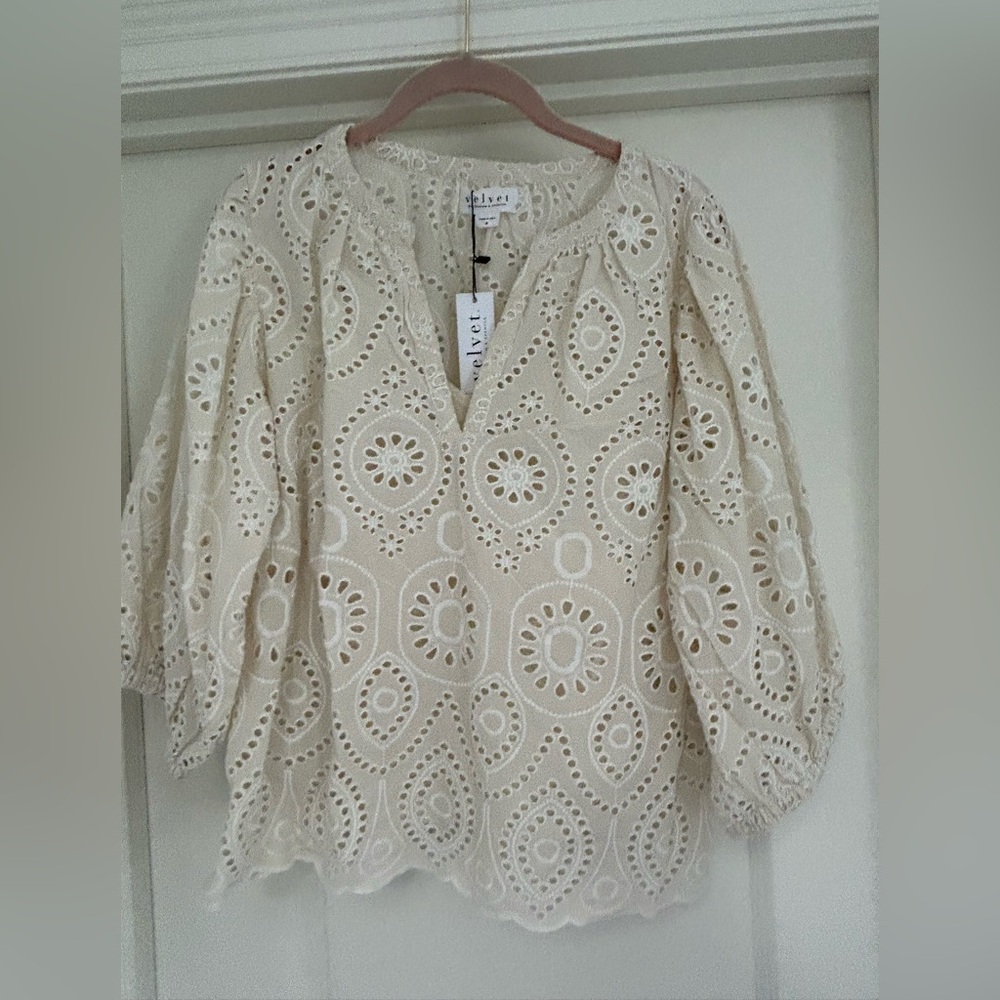Velvet by Graham & Spencer Cream Eyelet Blouse